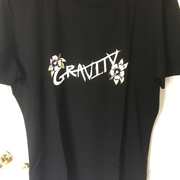 Authentic Design Shirt GRAVITY in 4 Colors, SML - Picture 7 of 16
